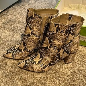 Black/Nude Animal Skin